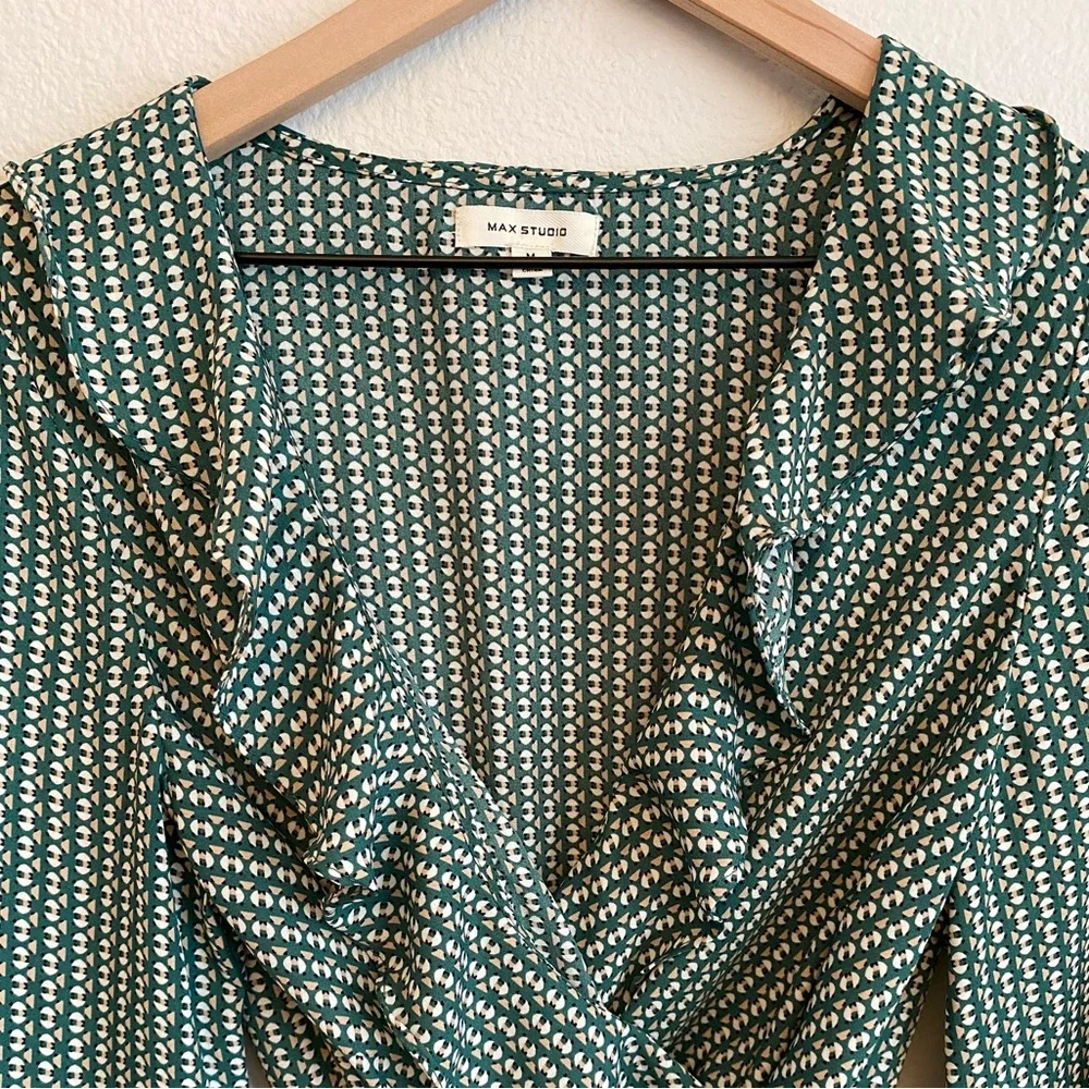 Max Studio Ruffle Front Top - Picture 7 of 11